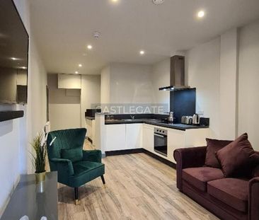 1 bedroom in a flat share to rent - Photo 3