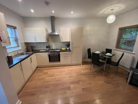 2 bedroom apartment to rent - Photo 3