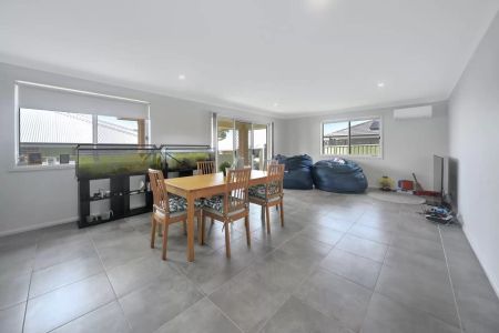 Move to Manoora - Photo 2