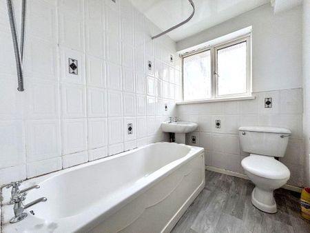 2 bed apartment to rent in NE11 - Photo 2