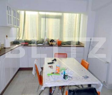 Apartament 3 camere, 90 mp, decomandat, zona Piata Cipariu - Fotografie 2
