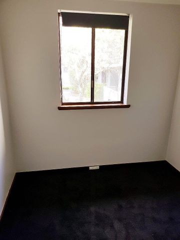 15/23 Kinsella Street, Joondanna WA 6060 - Photo 4