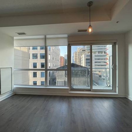 STUDIO ON RICHMOND: Large 1 Bedroom+Den Condo For Rent Toronto - Photo 1