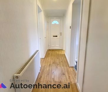 2 bedroom ground floor flat to rent - Photo 6