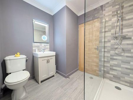 3 bedroom property to rent - Photo 2