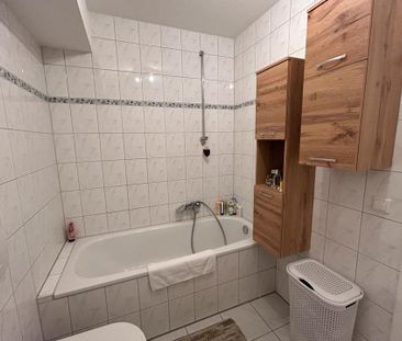 Helle 2 Zimmer Souterrain Wohnung mit Terrasse und kleinem Garten - Foto 6