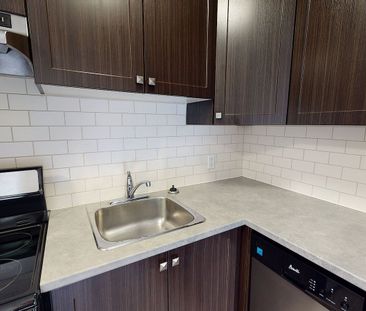 Ottawa West - Photo 6