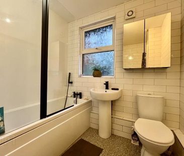 86 Balmoral Avenue, Belfast, BT9 6NY - Photo 6