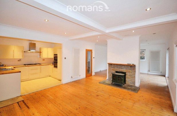 2 bedroom semi-detached house to rent - Photo 1