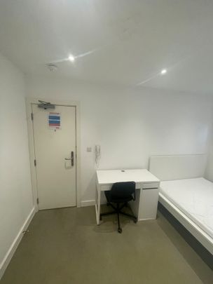 Room in a Shared Flat, Broad Lane, CV5 - Photo 1