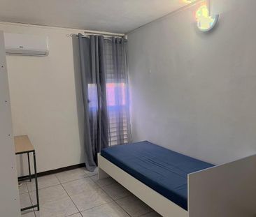 Location Appartement 5 pièces 71m² LES ABYMES 97139 - Photo 2