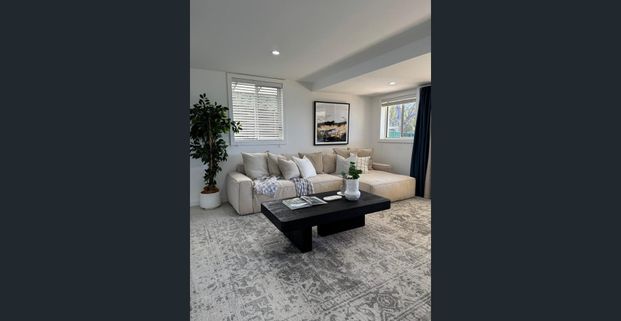 Spacious Upstairs Living with Georges River Views - Photo 1