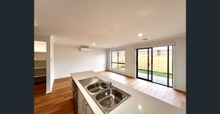 Lovely family home. - Photo 4