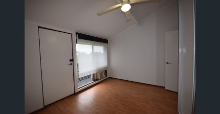 Tidy 2-Bedroom Home in the Heart of Klemzig! - Photo 4