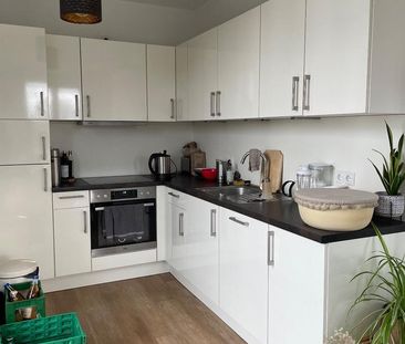 Sunny 2-Room Flat with Green View in Neukölln ☕️ - Foto 1