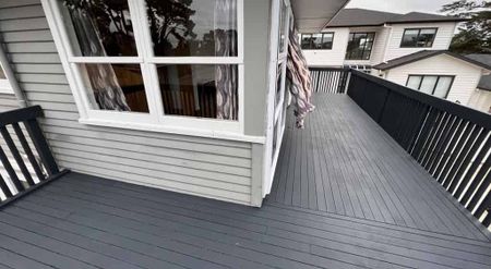 Large family home-Top schools,views,beach and bus - Photo 5