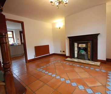 Glossop Road, Marple Bridge, SK6 - Photo 1