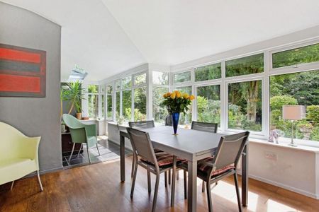 4 bedroom detached house to rent - Photo 3