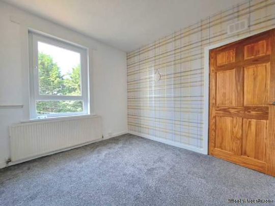 2 bedroom property to rent in Irvine - Photo 1