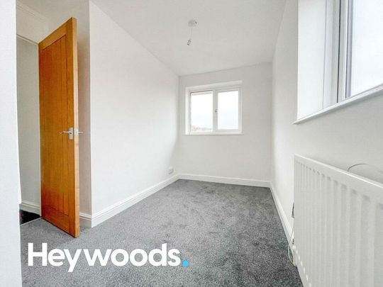 3 bed semi-detached house to rent in Newmount Road, Longton, Stoke-On-Trent - Photo 1