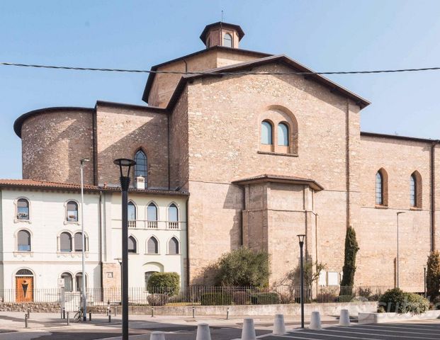 Redona con terrazzo e piscina condominiale - Photo 1