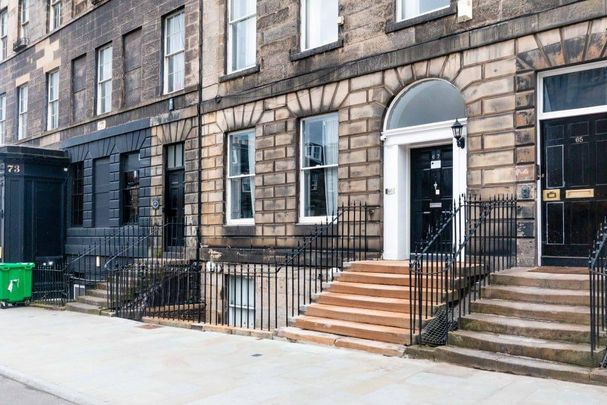 9 bedroom flat share to rent - Photo 1