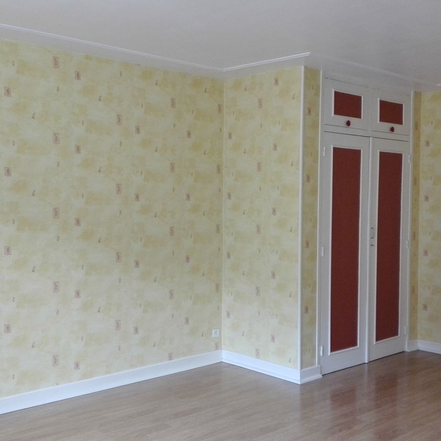 Appartement en résidence en RDC surélevé - Photo 1