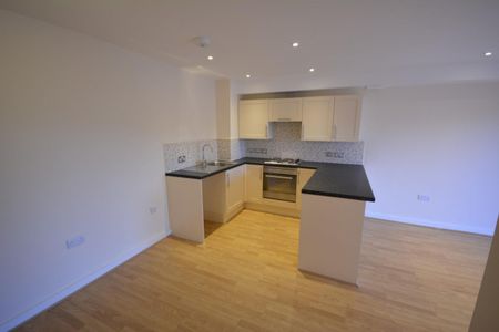 2 bed Apartment for Rent - Photo 3