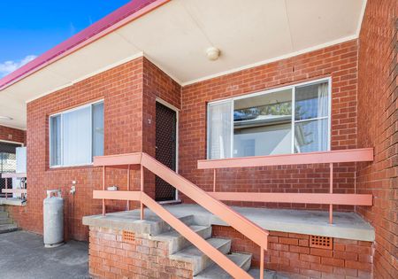 Home For Rent - Photo 5