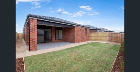 Welcome to 75 Fountain Drive, Beveridge! - Photo 5