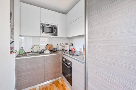 1 bedroom flat to rent - Photo 3