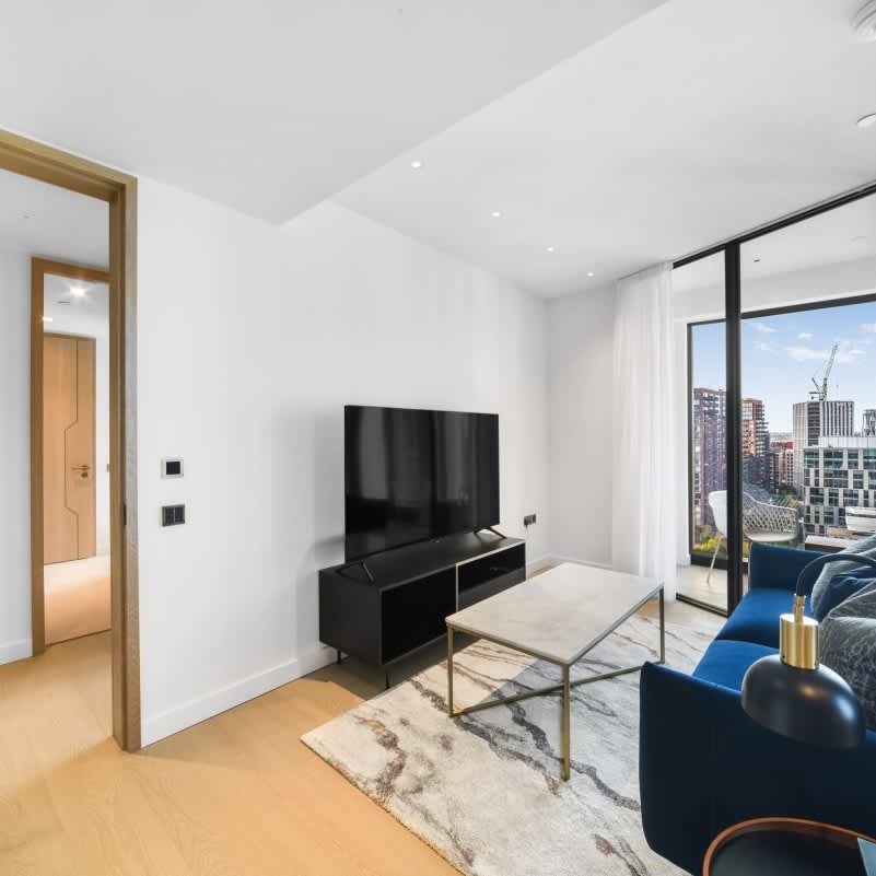 Nine Elms Lane London SW8 - Photo 1