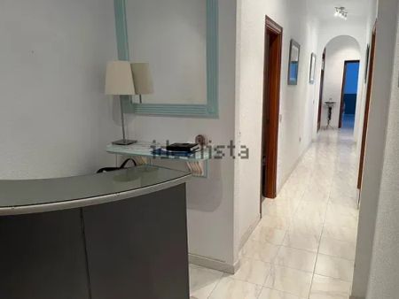 Alquiler de piso en Centro - Photo 5