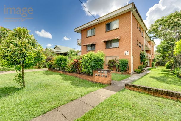 2/17 Napier St, QLD, 4007, Ascot - Photo 1