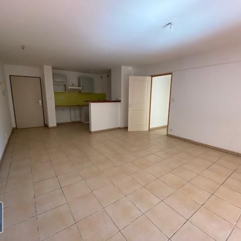 Location Appartement 2 pièces 51m² LE TAMPON 97430 - Photo 1