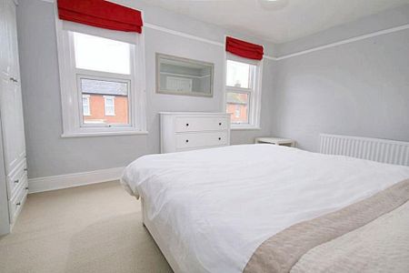 5 bedroom house to rent - Photo 2