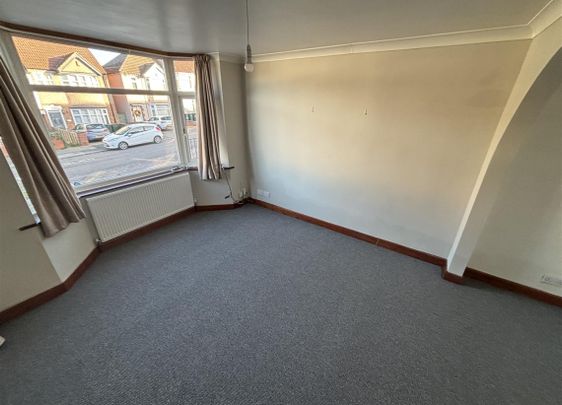 Dulverton Avenue, Coundon, Coventry - Photo 1