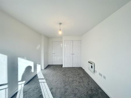 1 Bedroom Flat To Let - Photo 3