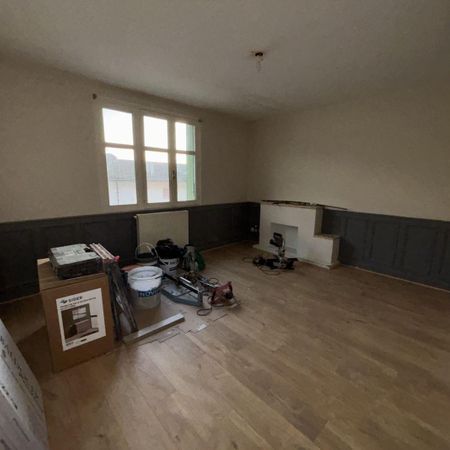 Location Appartement 3 pièces 79m² PONT D AIN 01160 - Photo 3