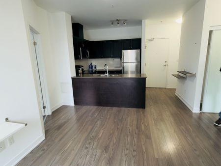 For Lease - 3560 St Clair Avenue Unit# 106, Toronto, Ontario - Photo 3