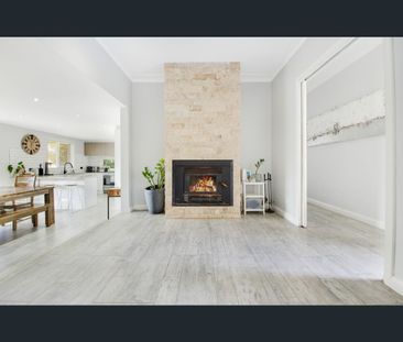 1/10 Davies Street, Cardiff, NSW 2285 - Photo 4