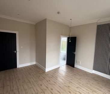 6 Bed End Terrace, Oxford Road, L20 - Photo 3