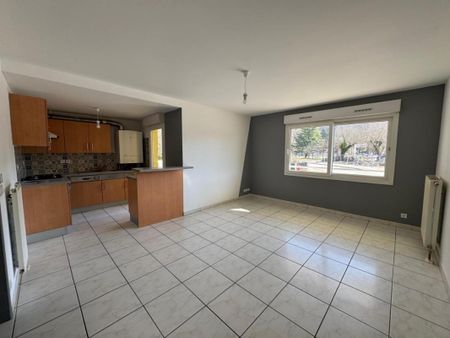 Location Appartement 2 pièces 46m² CHALLES LES EAUX 73190 - Photo 4