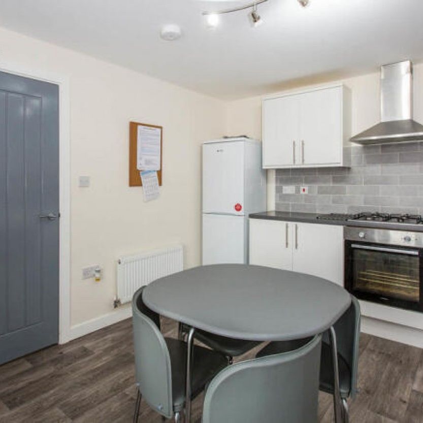 Room 2, 1 St John Street, , UK - Photo 1