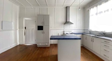 3 BEDROOMS - PAHIATUA - Photo 4