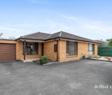 2/561 Grimshaw Street, Bundoora - Photo 2