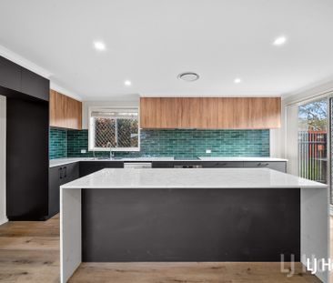 5/47 Christopher Crescent, Queanbeyan NSW 2620 - Townhouse For Rent... - Photo 1