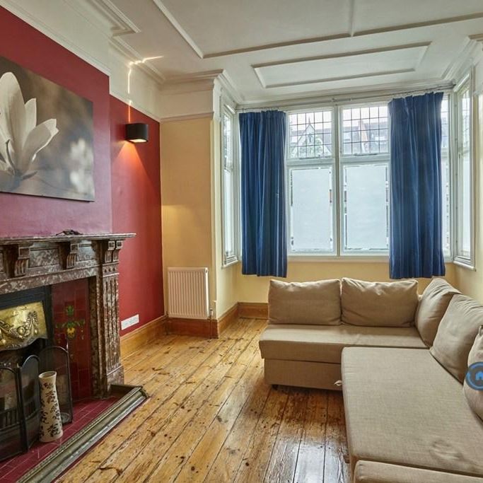 1 bedroom in a house share to rent - Photo 1