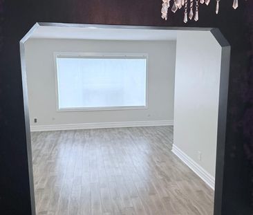 For Lease - 1050 Eglinton Avenue Unit# A, Toronto, Ontario - Photo 3