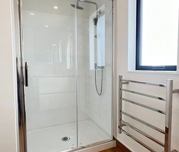 Chic 3BR Townhouse in Half Moon Bay - Photo 4